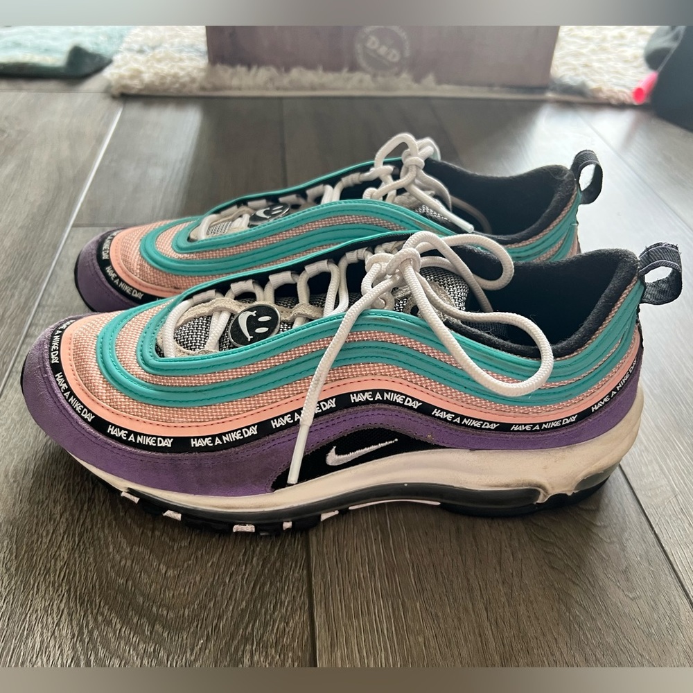 Youth “have a Nike day” limited edition.
